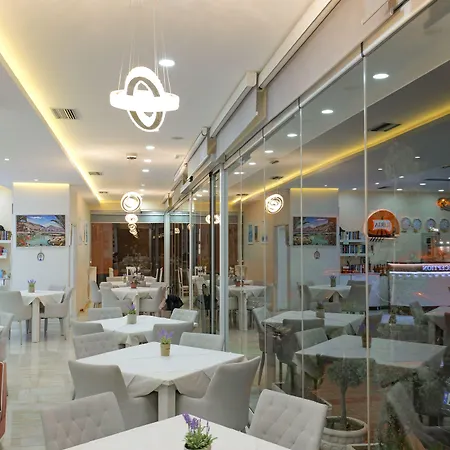 Iliria Hotel 4*