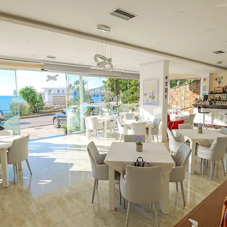 Iliria Hotel