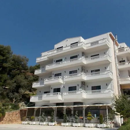 Iliria Hotel 4*