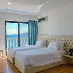 Iliria Hotel 4*