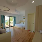 Iliria Hotel 4*